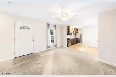 225 Albert St, Lodi, NJ 07644 - Photo 7