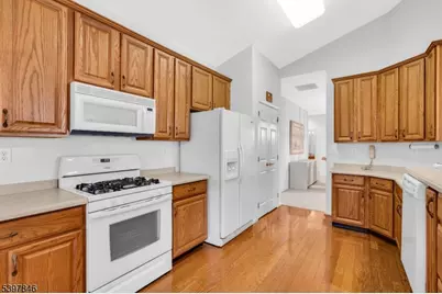 6 Margaux Dr, Manchester Township, NJ 08759 - Photo 31