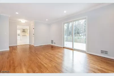 267 Washington Valley Rd, Randolph Township, NJ 07869 - Photo 9