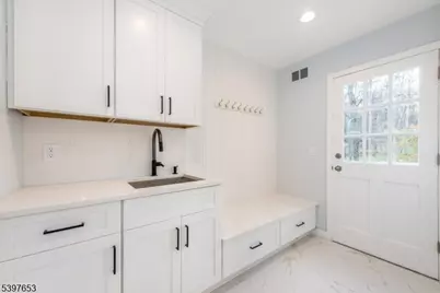 267 Washington Valley Rd, Randolph Township, NJ 07869 - Photo 23