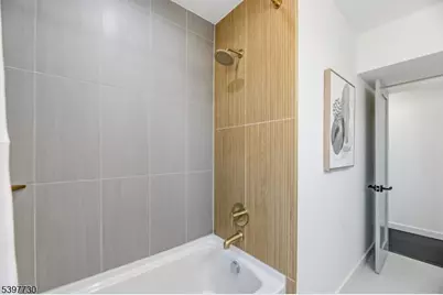 28 Brattle St, Ewing Township, NJ 08824 - Photo 23