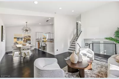 28 Brattle St, Ewing Township, NJ 08824 - Photo 13