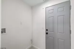 28 Brattle St, Ewing Township, NJ 08824 - Photo 17