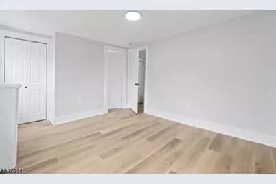 326 Ogden St, Orange, NJ 07050 - Photo 13