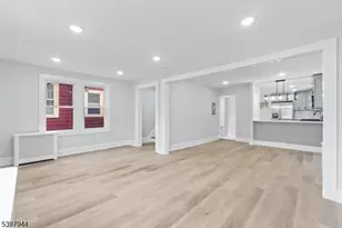 326 Ogden St, Orange, NJ 07050 - Photo 19