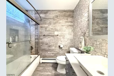 8 New England Dr, Parsippany, NJ 07034 - Photo 19