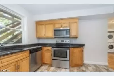 15 Olyphant Pl #2, Morristown, NJ 07960 - Photo 3