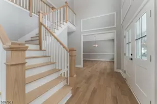 4 Spring Ct, Lopatcong Township, NJ 08865 - Photo 3