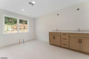 4 Spring Ct, Lopatcong Township, NJ 08865 - Photo 13