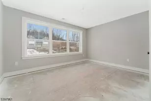 4 Spring Ct, Lopatcong Township, NJ 08865 - Photo 19