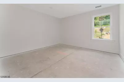 4 Spring Ct, Lopatcong Township, NJ 08865 - Photo 29