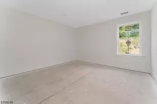 4 Spring Ct, Lopatcong Township, NJ 08865 - Photo 29