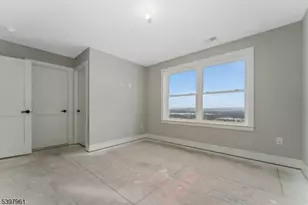 4 Spring Ct, Lopatcong Township, NJ 08865 - Photo 31