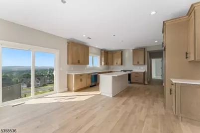 4 Spring Ct, Lopatcong Township, NJ 08865 - Photo 3