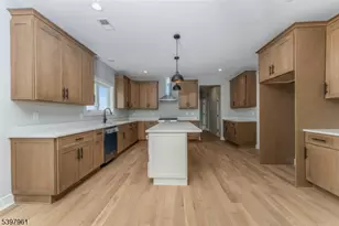 4 Spring Ct, Lopatcong Township, NJ 08865 - Photo 13