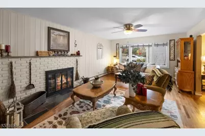 53 Pequot Rd, Ringwood, NJ 07456 - Photo 9