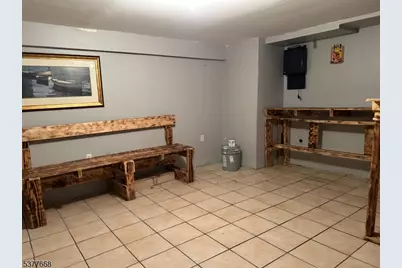 135 W Chrystal St, Dover, NJ 07801 - Photo 23