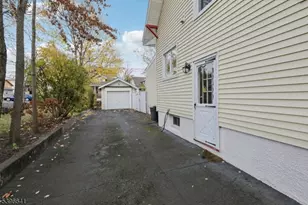 337 Diamond Bridge Ave, Hawthorne, NJ 07506 - Photo 41