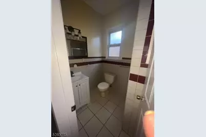 32 Rosehill Pl #1, Irvington, NJ 07111 - Photo 7