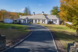 18 Pepperidge Tree Terrace, Kinnelon, NJ 07405 - Photo 1