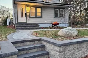 10 Eisenhower St, Mount Olive, NJ 07828 - Photo 1