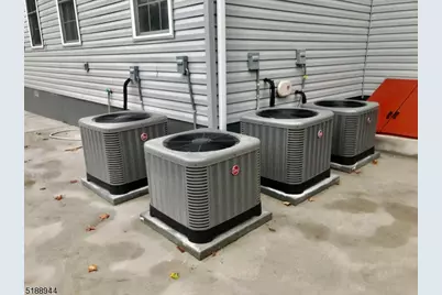 196-198 Burgess Pl #4, Passaic, NJ 07055 - Photo 13