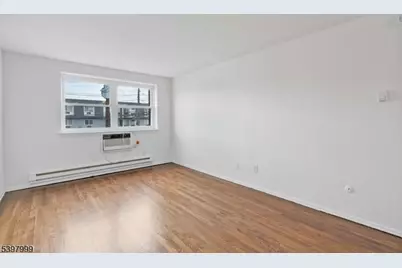 377 Park St, Hackensack, NJ 07601 - Photo 5