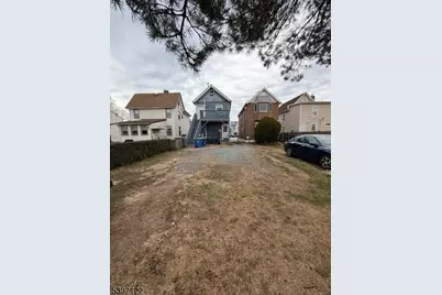 26 Summit Avenue, North Plainfield, NJ 07060 - Photo 9