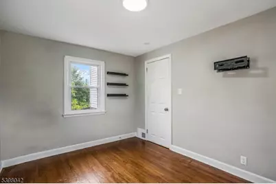 16 Pleasant Ave, Belleville, NJ 07109 - Photo 19