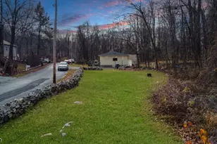 6 Pine St E, Vernon, NJ 07422 - Photo 7