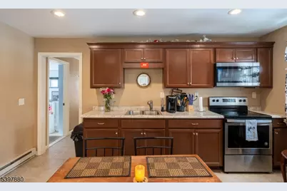 6 Pine St E, Vernon, NJ 07422 - Photo 3