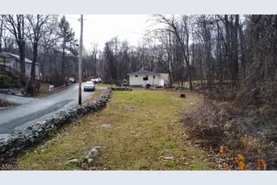 6 Pine St E, Vernon, NJ 07422 - Photo 23