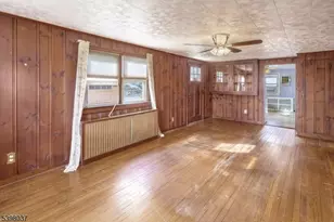 10 Maple St, Peapack Gladstone Boro, NJ 07934 - Photo 5