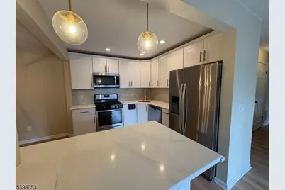 861 Juniper Way, Mahwah, NJ 07430 - Photo 3