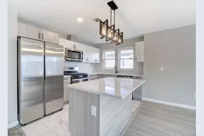 32 N 14th St Apt #2, Newark, NJ 07107 - Photo 5