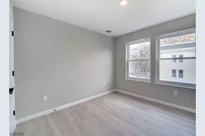 32 N 14th St Apt #2, Newark, NJ 07107 - Photo 9