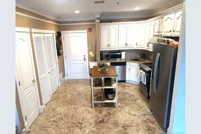 411-419 Chestnut St #2D, Newark, NJ 07105 - Photo 1