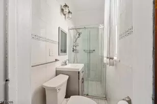 229 Ballantine Pkwy, Newark, NJ 07104 - Photo 23