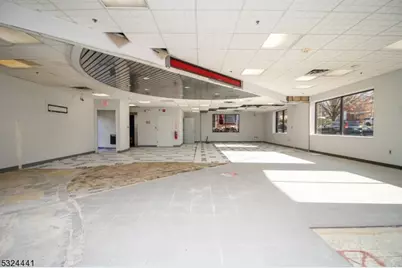 426 Ridgedale Ave, East Hanover Township, NJ 07936 - Photo 3