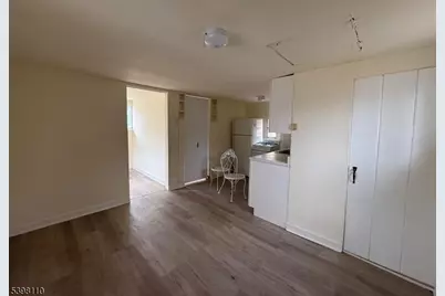 49 E Shore Trl, Hardyston Township, NJ 07460 - Photo 3