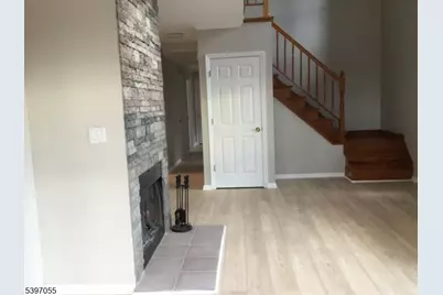 592 Dell Rd, Roxbury Township, NJ 07850 - Photo 7