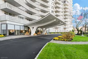 2000 Linwood Ave, Fort Lee, NJ 07024 - Photo 1