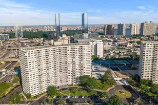 2000 Linwood Ave, Fort Lee, NJ 07024 - Photo 33