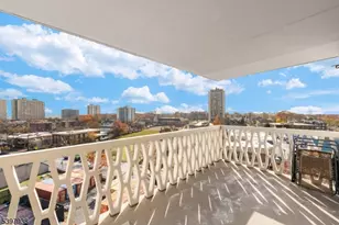 2000 Linwood Ave, Fort Lee, NJ 07024 - Photo 25