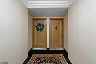 2000 Linwood Ave, Fort Lee, NJ 07024 - Photo 3