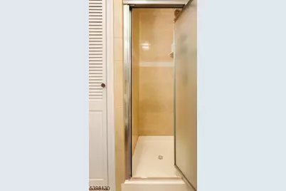 56 Gould St, Clifton, NJ 07013 - Photo 7