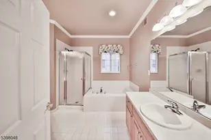 107 Kensington Cir, White Township, NJ 07823 - Photo 15