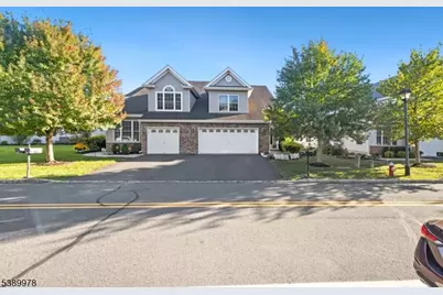 60 Saratoga Ct, Franklin Township, NJ 08873 - Photo 1