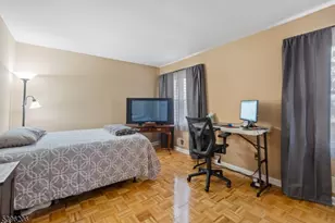 63 Jefferson Ct, Raritan Township, NJ 08822 - Photo 17