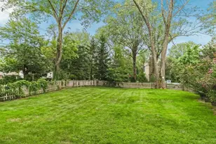 49 W Beechcroft Rd, Millburn, NJ 07078 - Photo 19